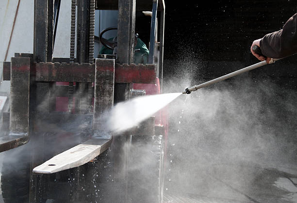 Reliable Calabasas, CA Pressure Washing Services Solutions